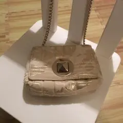 Item thumbnail for item ce47819d-e5c8-43f6-b2f8-53a2ad7fe363