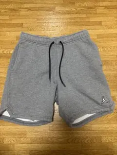Jordan グレー ショートパンツ Sサイズ