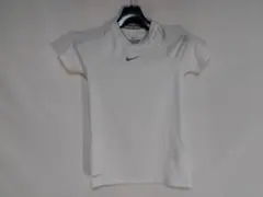 美品！NIKE ナイキプロコンバット　コンプレションシャツ　サイズ145㎝
