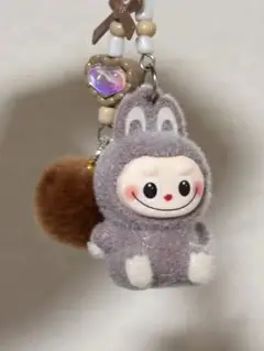 labubu ウサギの着ぐるみキャラクターキーホルダー