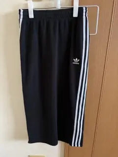 adidas ロングスカート ブラックのサムネイル