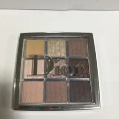 ディオール　バックステージアイパレット002