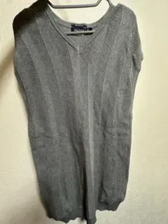 グレー Vネック ノースリーブセーター
