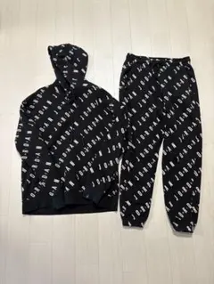 JORDAN セットアップ　ロゴフーディ、ロゴパンツ