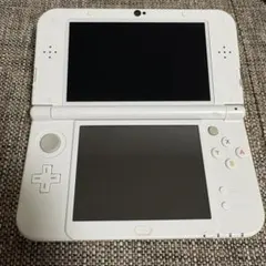 【ほぼ新品】New ニンテンドー 3DS LL パールホワイト +ドラクエ8