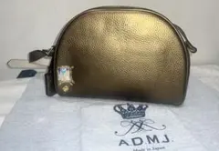 専用☆ADMJ THEBEE牛革シュリンク型押 ガンメタ バッグ - メルカリ