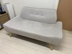 グレー 2人掛けソファ ボタン付き