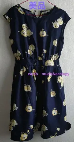 美品　earth music&ecology 花柄 半袖ワンピース M ネイビー
