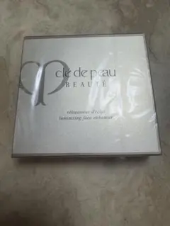 クレドポーボーテ　ル・レオスールデクラ　17 フェースカラー