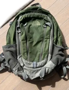 THE NORTH FACE バックパック オリーブグリーン