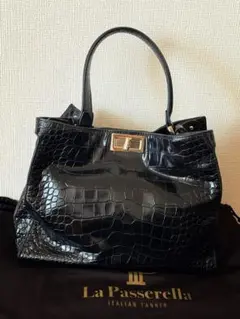 La Passerella 牛革クロコ型押し2ウェイバッグ　美品！
