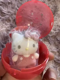 カラフルカラビナマスコットチャーム　サンリオ　ハローキティ　カプセルトイ