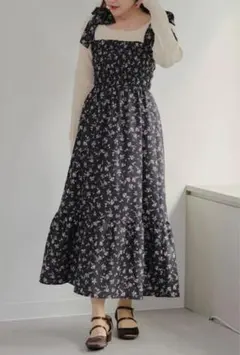 【新品】花柄ワンピース 肩リボン NICE CLAUP