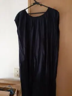 ブラック ノースリーブ ロングワンピース