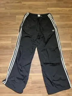 adidas ブラック ジャージパンツ S