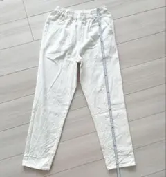 ホワイトデニム　ウエストゴム　Sサイズ　白　ジーンズ