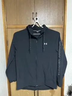 UNDER ARMOUR ウィンドブレーカーとパンツセット