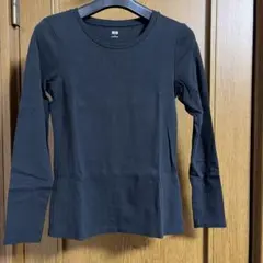 UNIQLO ブラック長袖TシャツM