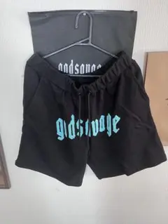 godsavage ロゴ入り黒ショートパンツ