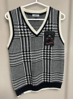 Item thumbnail for item e78b843a-0840-4248-bf93-5f63f85f4a1b