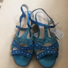 【新品】サンダル　青　ストラップ付き　ラインストーン付き