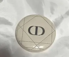 dior フォーエバー　クチュールルミナイザー　06