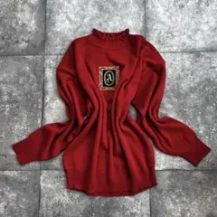 レトロ　ワンポイント刺繍 ニット セーター 赤 モックネック クラシック 古着