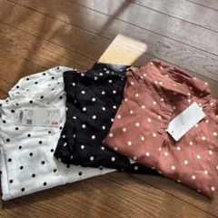 ユニクロ　レーヨンブラウス3枚セット