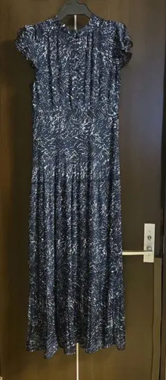 フレイアイディ　ネイビープリーツマキシドレス