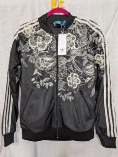 2026年最新】adidas 花柄 ジャージの人気アイテム - メルカリ