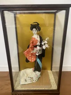 日本人形 ガラスケース入り 三味線付き - メルカリ