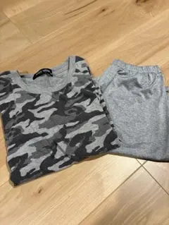 迷彩柄Tシャツとハーフパンツセット