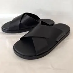 COLE HAAN ブラック ナンタケット クロスストラップサンダル サイズ7のサムネイル