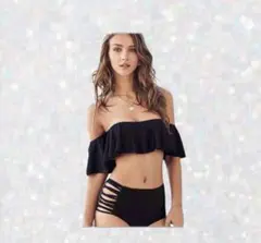 オフショルダー フリル ビキニ　ブラック　Ｍ　最終お値下げ♪( ´▽｀)