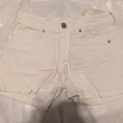 American Eagle Outfitters ホワイトショートパンツのサムネイル