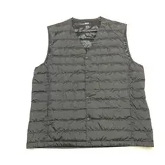 美品！UNIQLO ユニクロ ウルトラライトダウンベスト インナーダウン