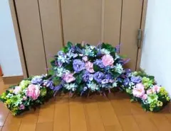造花薄紫と桃色の薔薇アレンジメント、壁掛けにもできます♥