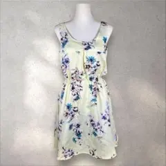 バックリボン花柄ワンピース　ノースリーブ　M　ガーリー　イエロー系