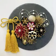 つまみ細工　髪飾り　成人式　卒業式　袴　結婚式　赤　黒　金　豪華12点セット