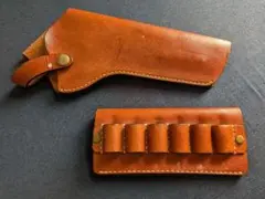 レザー製ホルスター＆カートリッジホルダーセットのサムネイル