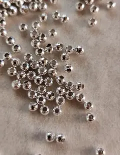 No.916　シルバーの小さなスペーサー