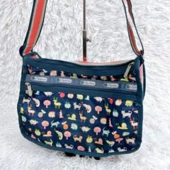 レスポートサック　LeSportsac　ショルダー　バッグ　アニマル柄