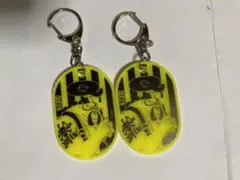 ワンピース イニシャルアクリルキーホルダー クイーン