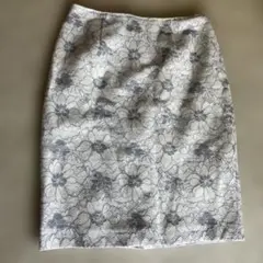 Natural beauty basic 花柄レースタイトスカート ひざ丈
