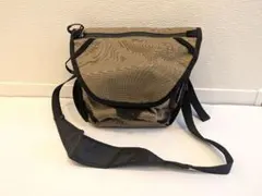 Item thumbnail for item f048664a-68d5-472e-a8fc-b91c1ca69e47