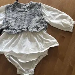 バースデイ　cottoli ロンパース　白/黒