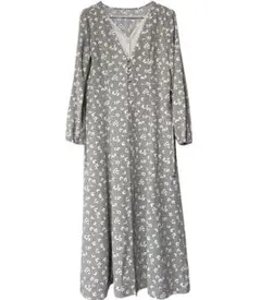 ナチュラルビューティーベーシック　レイヤード花柄ワンピース