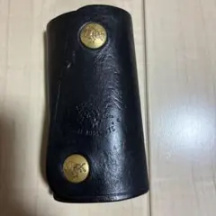 IL BISONTE キーケース 【ブラック】