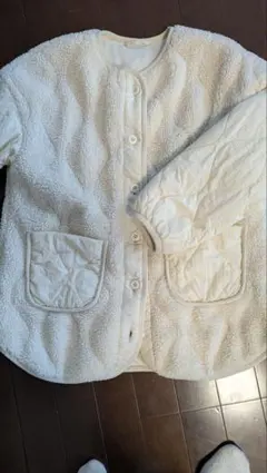 ま*け様 GU アイボリー ボアジャケット