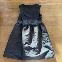 黒いリボン付きフォーマルドレス 120